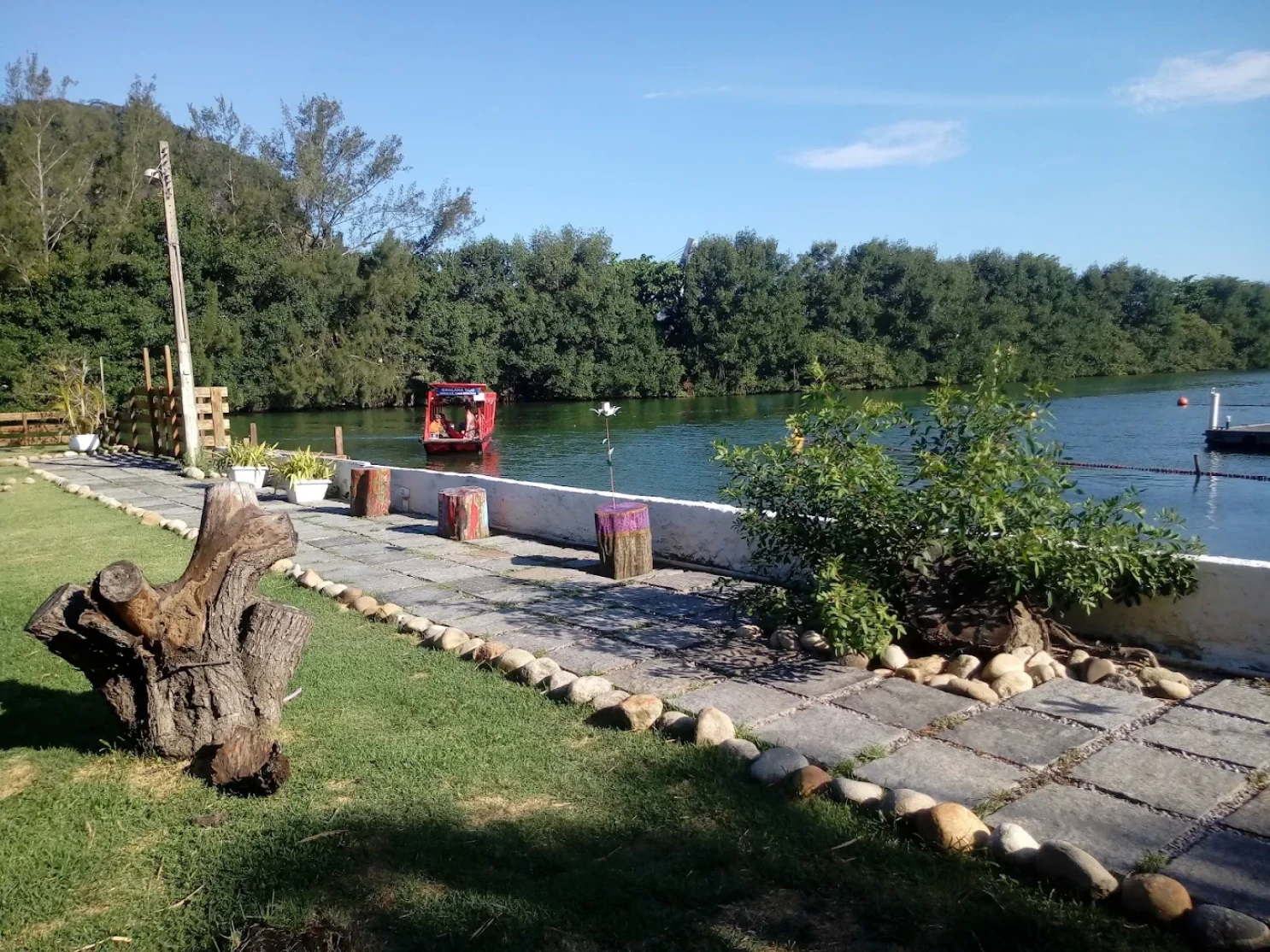 Refuge on Ilha da Gigóia - Italian Cuisine - Image